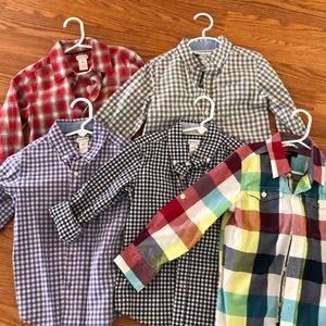 Boys size 4T buttons down shirts